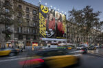 Rehabilitacion fachada con lona publicitaria - Portal de l'àngel 12